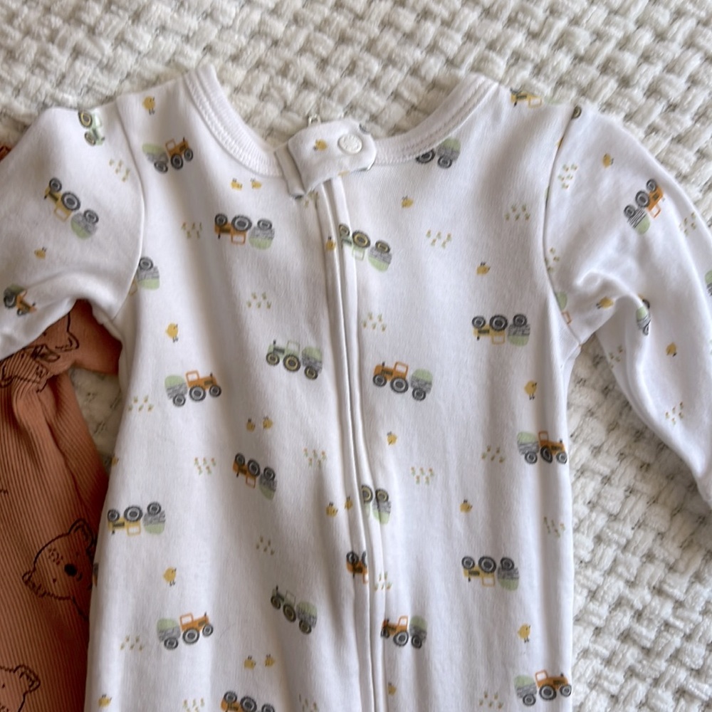 Two set pjs - Picture 2 of 3